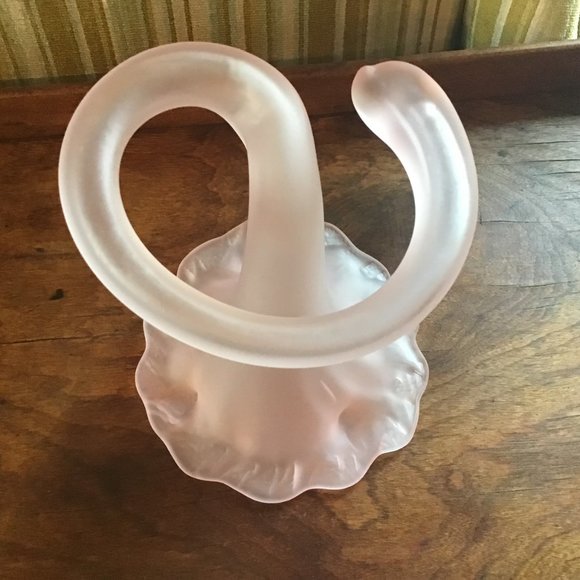 Art Nouveau Frosted Pink Art Glass Trumpet Vase - Picture 3 of 12